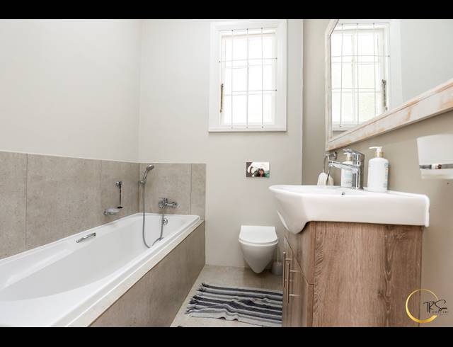 3 BEDROOM HOUSE FOR SALE IN GLENWOOD